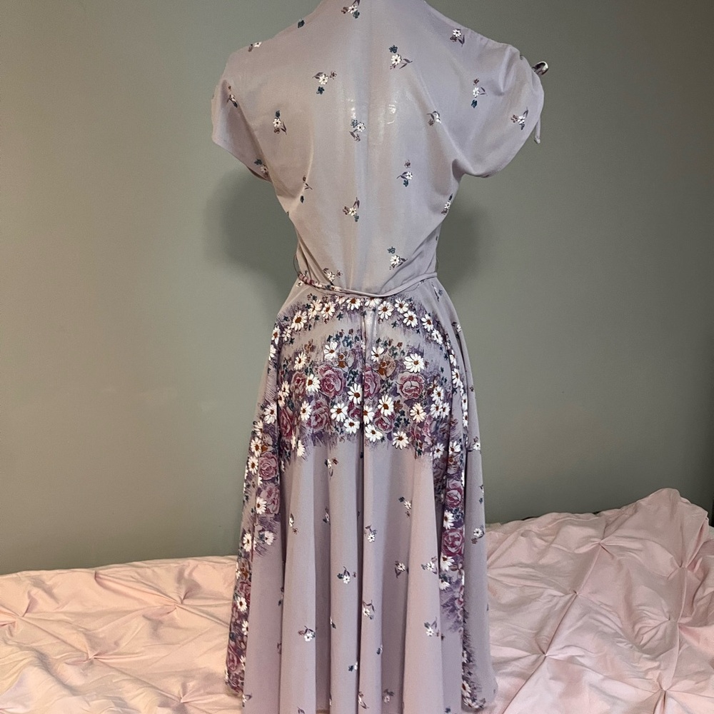 Dusty Mauve Floral Wrap Midi Dress with Self-Tie Waist - Picture 2 of 8
